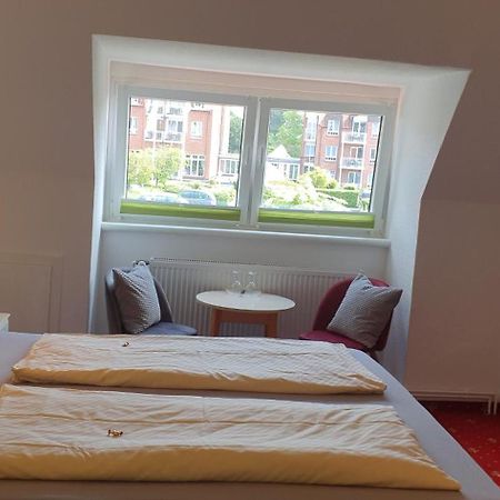 Hotel Pension Haus Irene Hohwacht Ruang foto